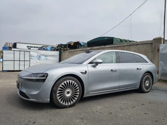 Фотография автомобиля — Stelato S9T