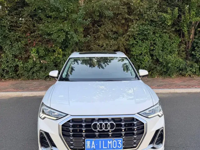 Audi Q3 — Фото автомобиля 2