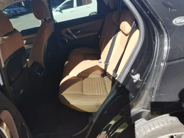Land Rover Discovery Sport — Фото автомобиля 16