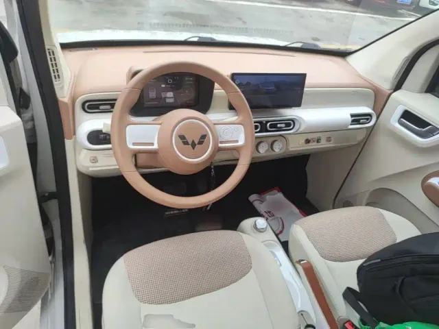 Wuling Hongguang Mini EV — Фото автомобиля 9