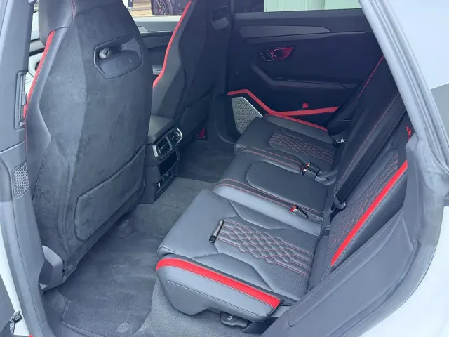Lamborghini Urus — Фото автомобиля 5