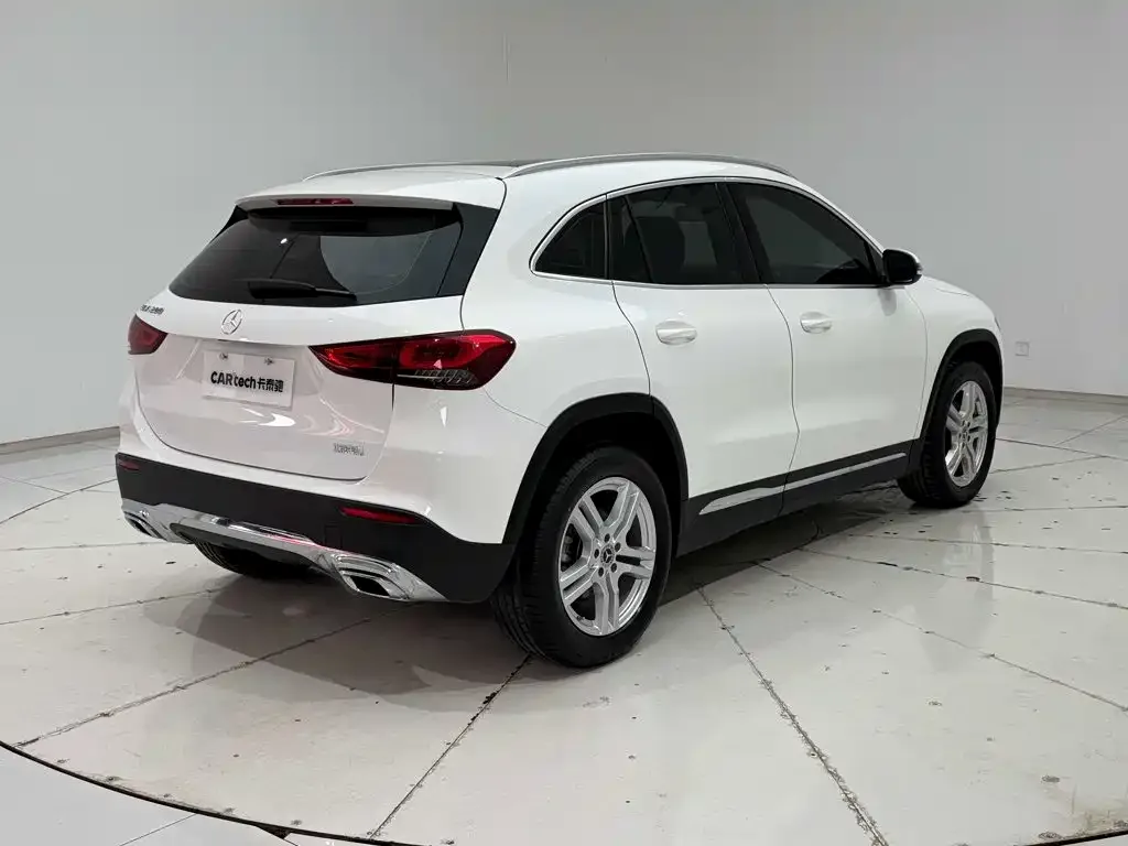 Mercedes-Benz Mercedes-Benz GLA 2023 GLA 200 — Фото автомобиля 22