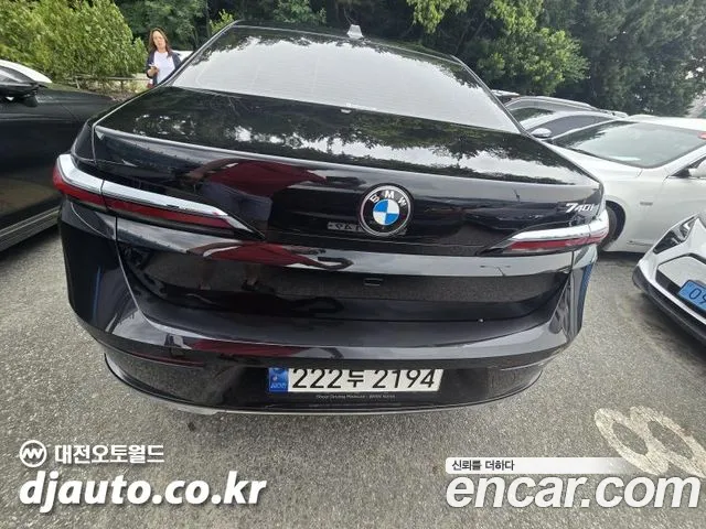 BMW 7 Series G70 — Фото автомобиля 5