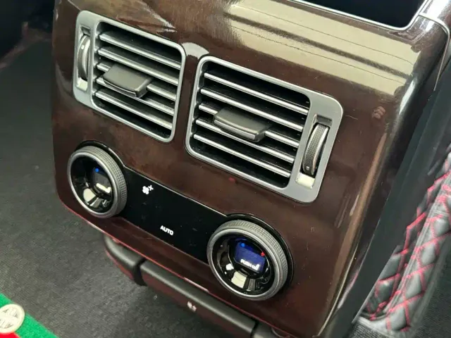 Land Rover Range Rover — Фото автомобиля 24