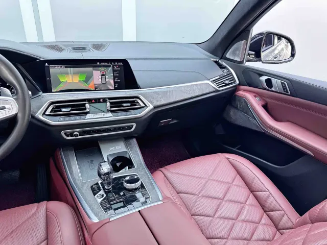BMW X5 — Фото автомобиля 8