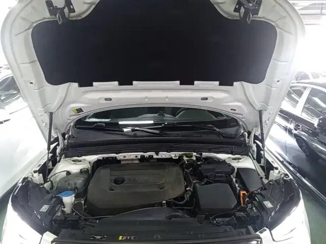 Volvo XC40 — Фото автомобиля 19