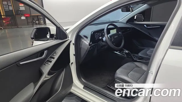 Kia Niro Niro (New) — Фото автомобиля 15
