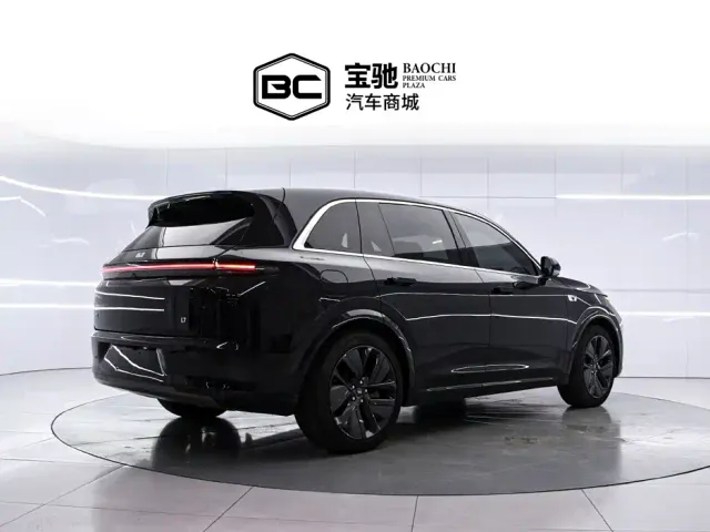 Li Auto L7 — Фото автомобиля 3