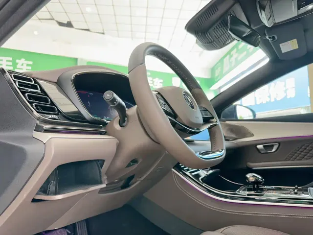 BYD Han 2022 EV Genesis Edition 715KM FWD Premium — Фото автомобиля 15