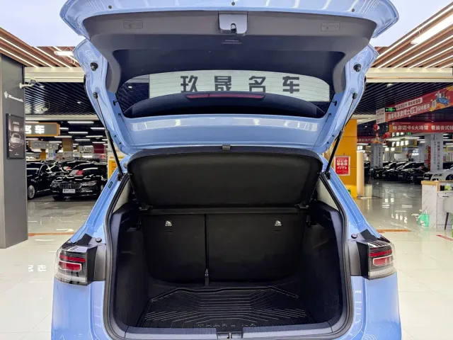 Volkswagen Tharu — Фото автомобиля 16