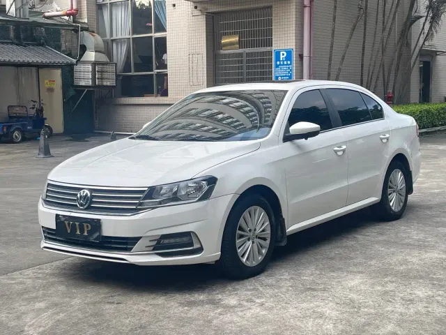 Фотография автомобиля — Volkswagen Lavida