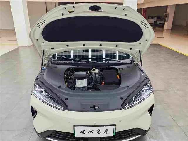 BYD Seal 07 DM-i — Фото автомобиля 4