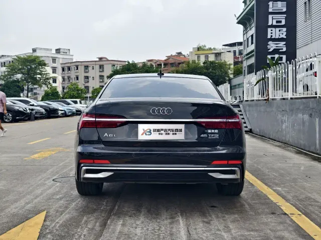 Audi A6L — Фото автомобиля 3