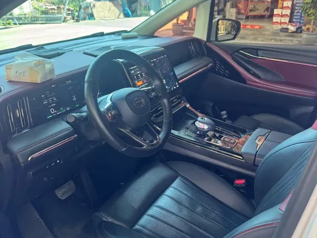 GAC Trumpchi E9 — Фото автомобиля 5