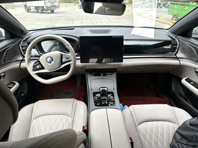 BYD Han — Фото автомобиля 9