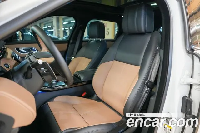 Land Rover Range Rover Velar — Фото автомобиля 12