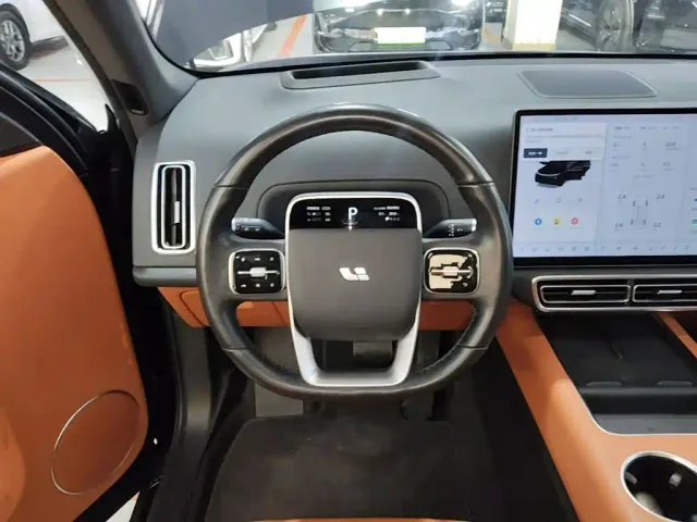 Li Auto L7 — Фото автомобиля 10