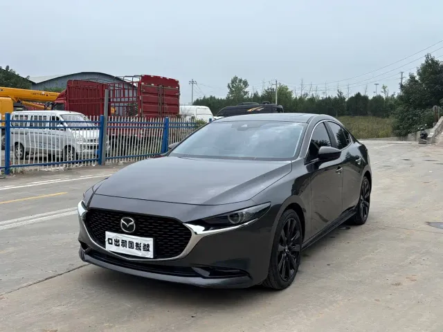 Фотография автомобиля — Mazda Axela