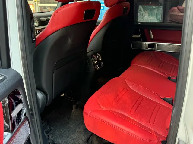 Mercedes-Benz G-Class — Фото автомобиля 10