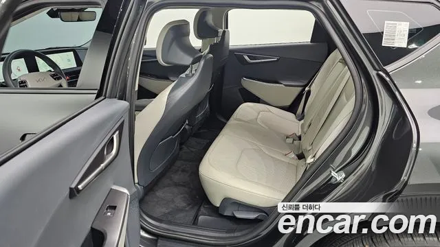 Kia EV6 — Фото автомобиля 12