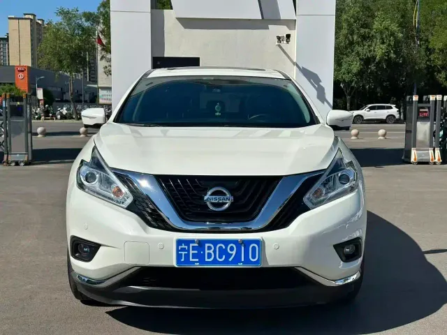 Nissan Murano — Фото автомобиля 3