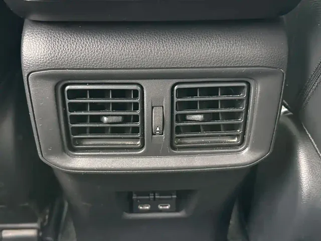 Toyota Wildlander — Фото автомобиля 14