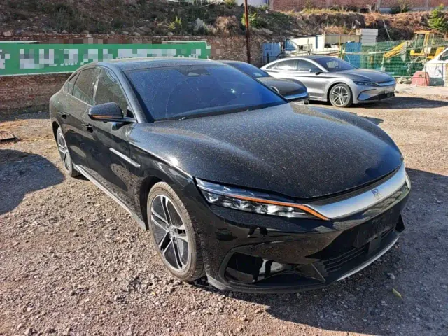 BYD Han — Фото автомобиля 3