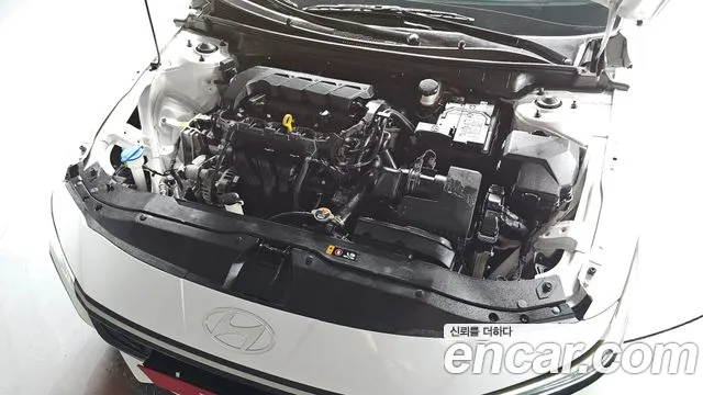 Hyundai AVANTE Новый Avante (CN7) — Фото автомобиля 6