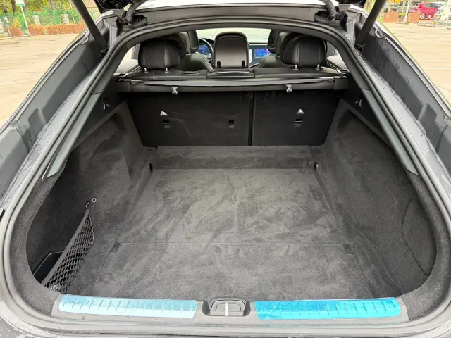 Mercedes-Benz EQS — Фото автомобиля 16