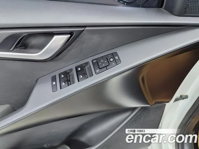 Kia Niro The All New — Фото автомобиля 20