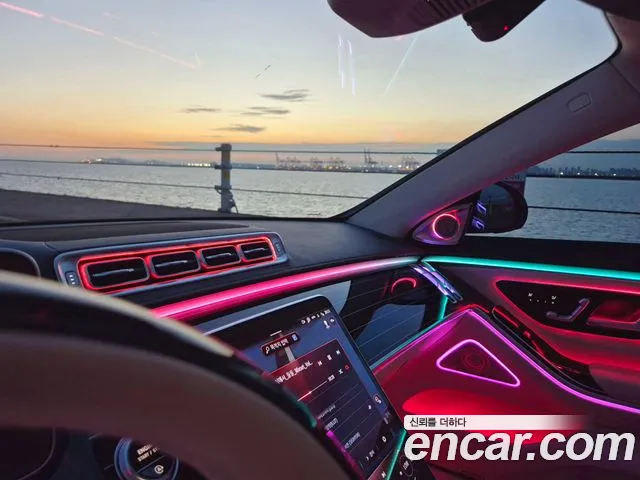 Mercedes-Benz S-Class — Фото автомобиля 12