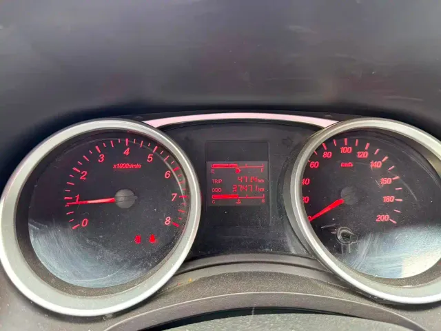 Wuling Hongguang — Фото автомобиля 3