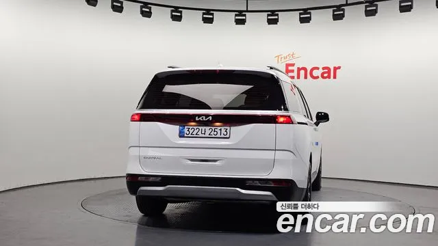 Kia Canival Carnival 4 поколение Дизель 9 мест Prestige — Фото автомобиля 4