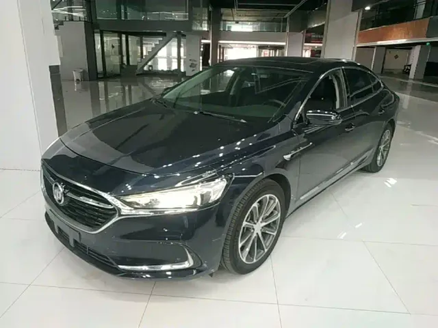 Фотография автомобиля — Buick LaCrosse