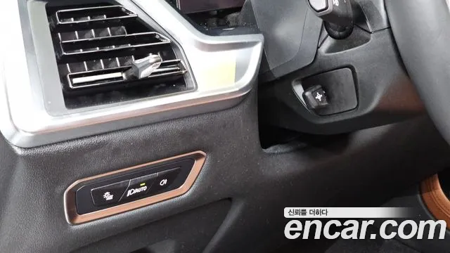 BMW X7 — Фото автомобиля 14