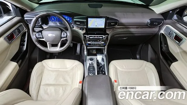 Ford Explorer Explorer 6 поколение 3.0 Platinum 4WD — Фото автомобиля 7