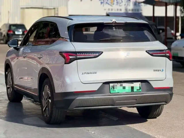 Wuling Starlight S — Фото автомобиля 7
