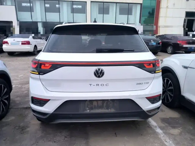 Volkswagen T-Roc — Фото автомобиля 5