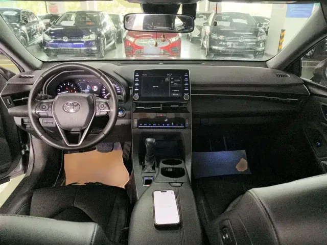 Toyota Avalon — Фото автомобиля 9