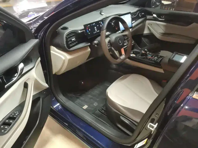BYD Qin PLUS — Фото автомобиля 15