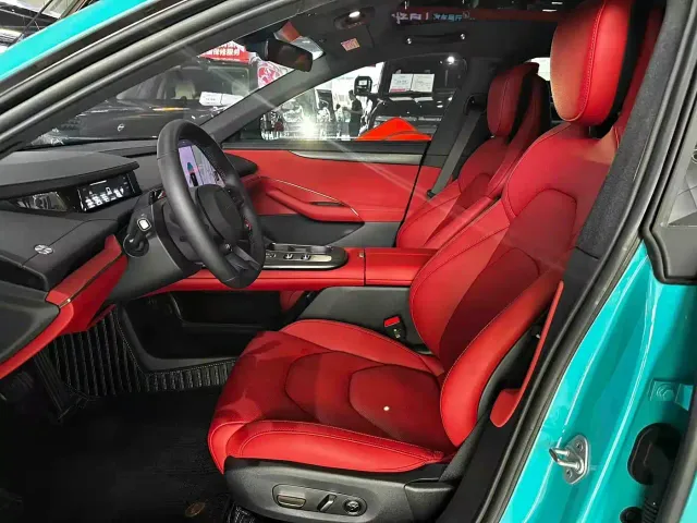 Xiaomi SU7 — Фото автомобиля 3