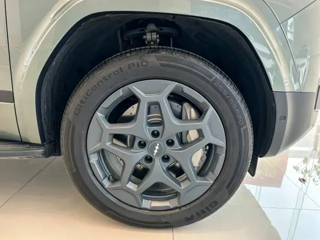 BYD FangChengBao Titanium 7 — Фото автомобиля 13