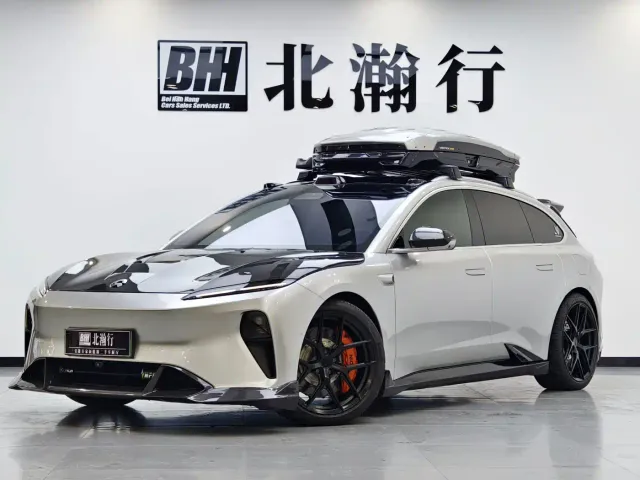 Фотография автомобиля — Nio ET5 Touring