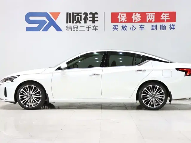 Nissan Teana — Фото автомобиля 6