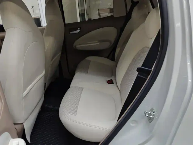 Wuling Hongguang Mini EV — Фото автомобиля 11