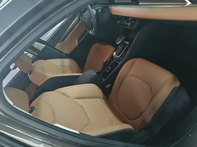 Ford Escort — Фото автомобиля 24