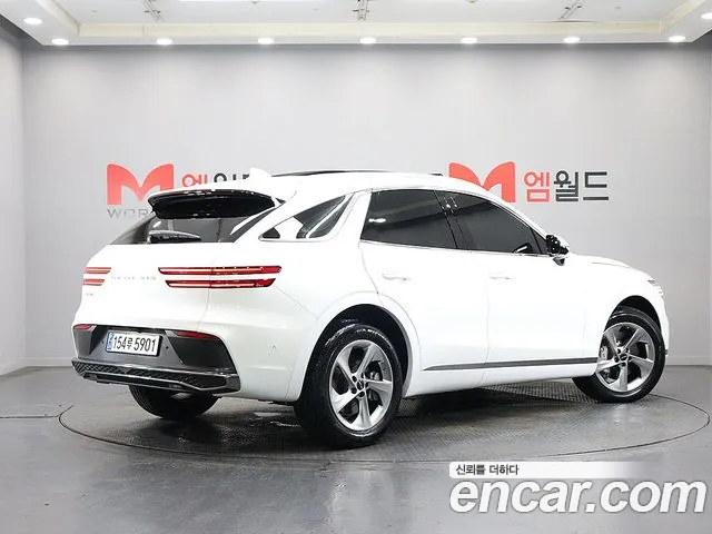 Genesis GV70 — Фото автомобиля 4