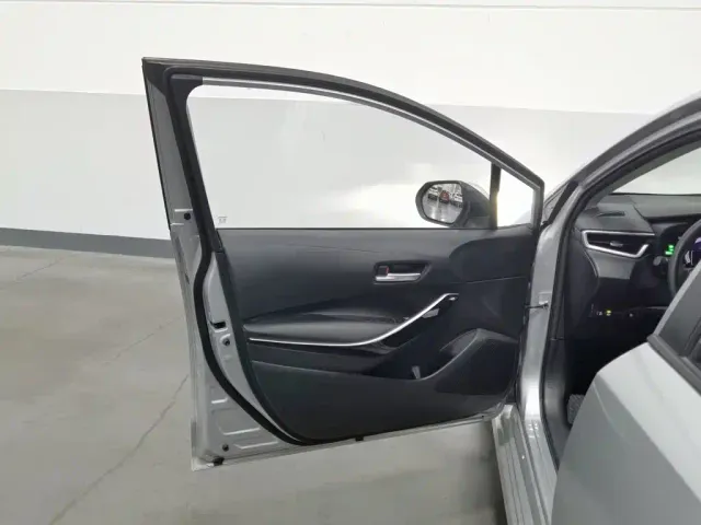 Toyota Corolla — Фото автомобиля 8