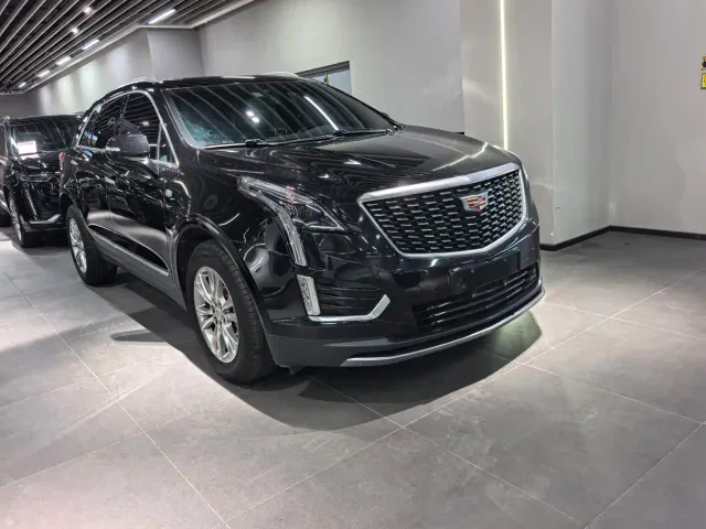 Cadillac XT5 — Фото автомобиля 3