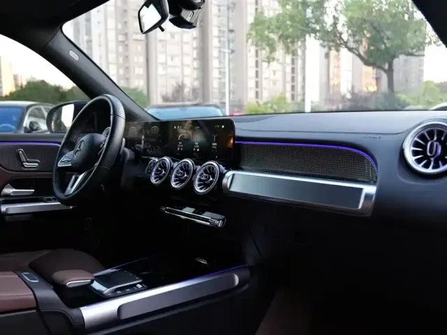 Mercedes-Benz GLB-Class — Фото автомобиля 9